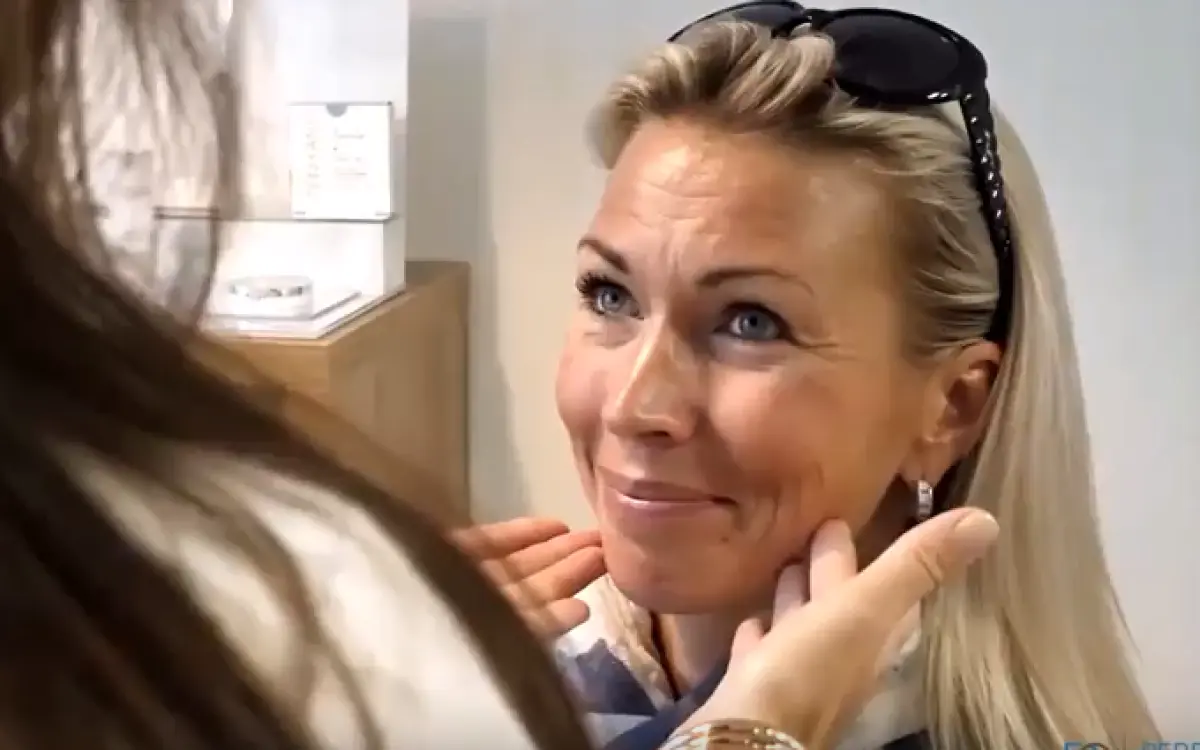 Anti-aging przemiany - Peeling chemiczny, Skinbooster, Terapia osoczem &bdquo;Wampirzy&rdquo; lifting